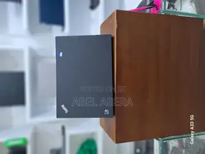 New Laptop Lenovo Thinkpad P14s 16GB Intel Core I7 SSD 512GB