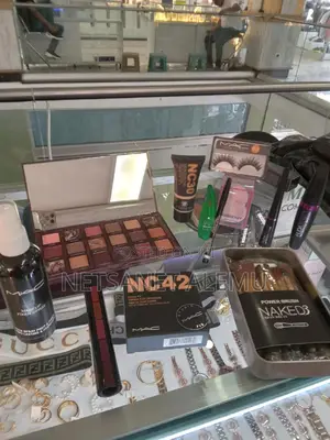 Photo - Mac 13 in One