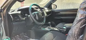 New Toyota Hilux 2023 Gray