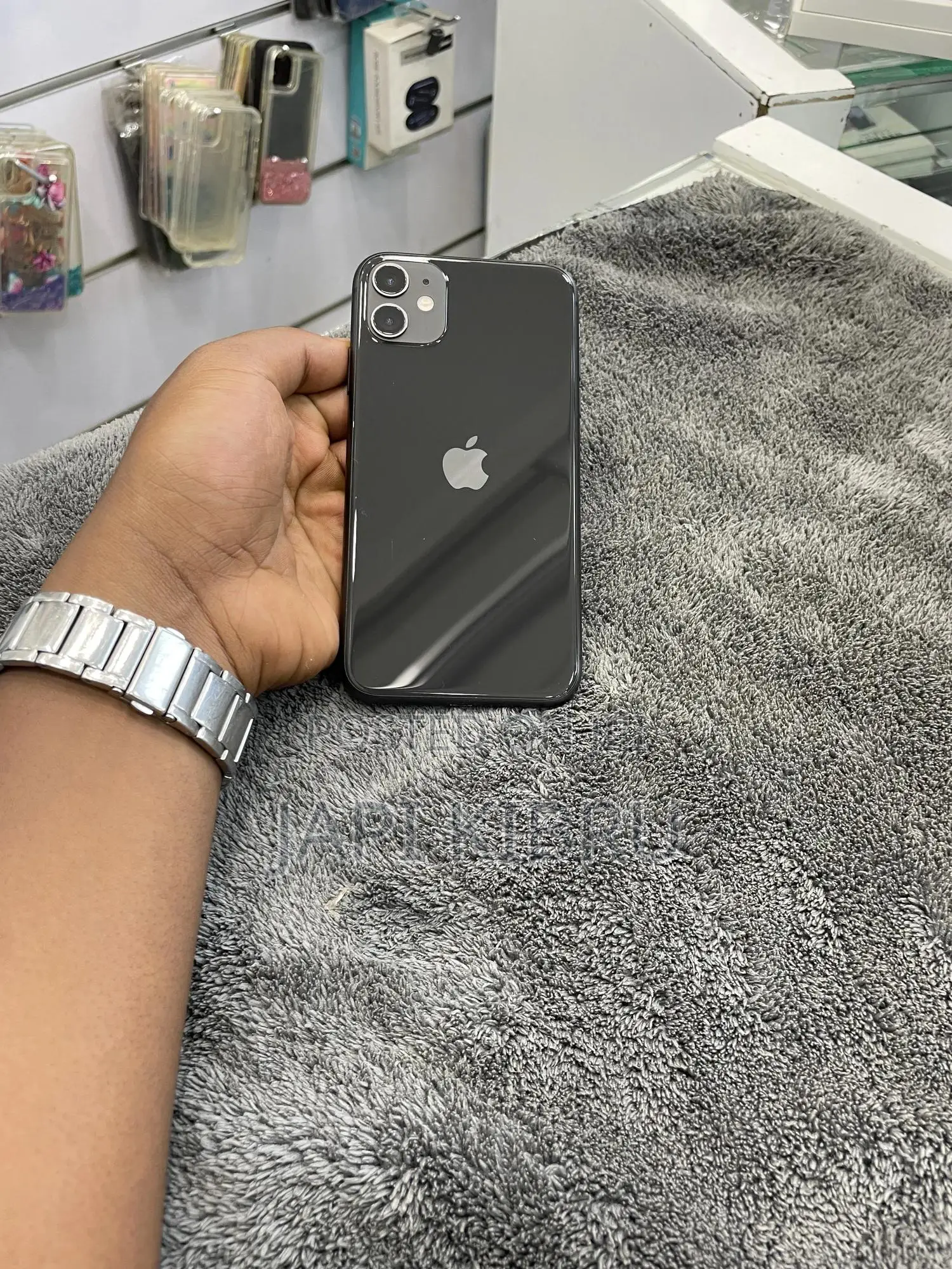 New Apple iPhone 11 128 GB Black
