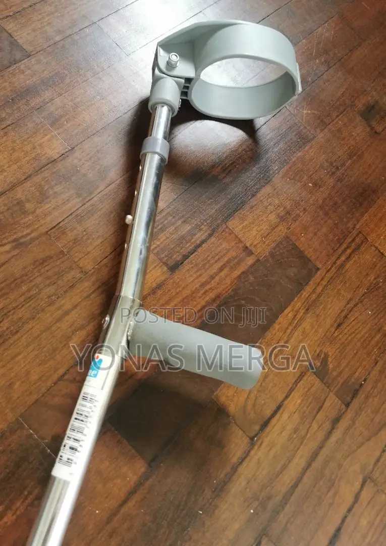 Crutches $Crunch/ክራንች>ለክንድ ምቾት Crutches"Crunch¶Crutches*ክራንች