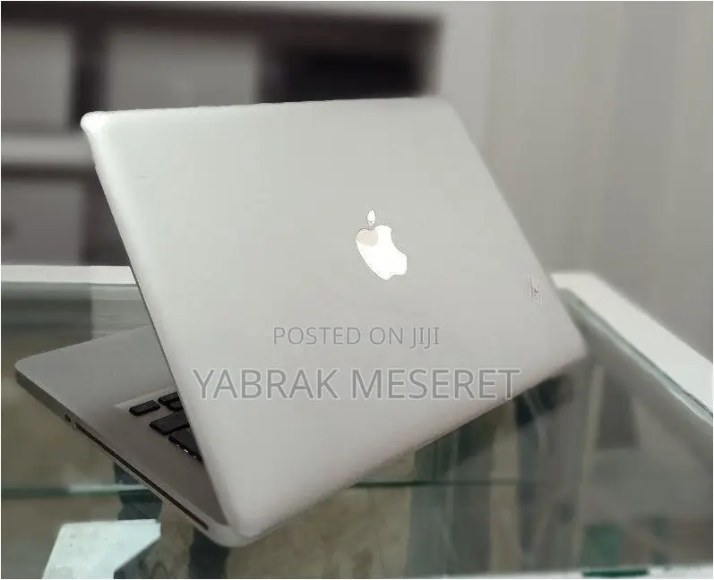 New Laptop Apple MacBook 2010 4GB Intel Core I5 HDD 500GB