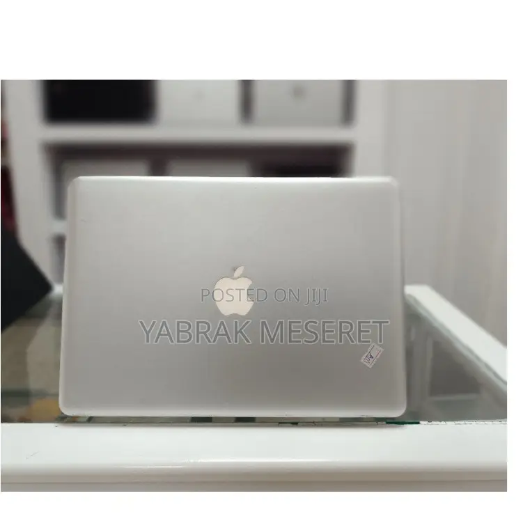 New Laptop Apple MacBook 2010 4GB Intel Core I5 HDD 500GB