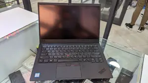 Photo - Laptop Lenovo ThinkPad X1 Carbon 16GB Intel Core I7 SSD 512GB