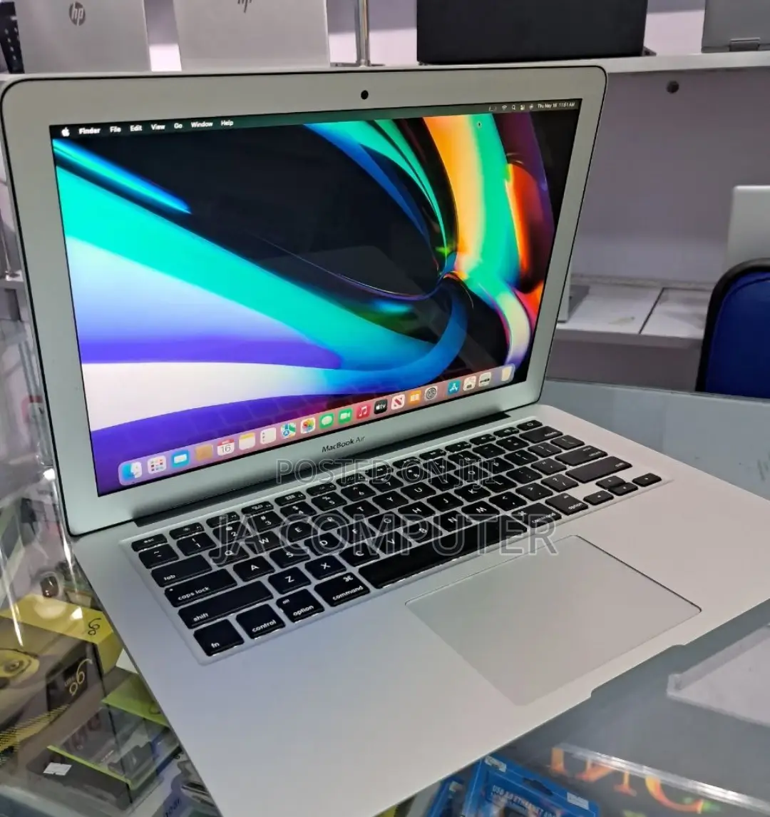 New Laptop Apple MacBook Air 2017 8GB Intel Core I5 SSD 512GB