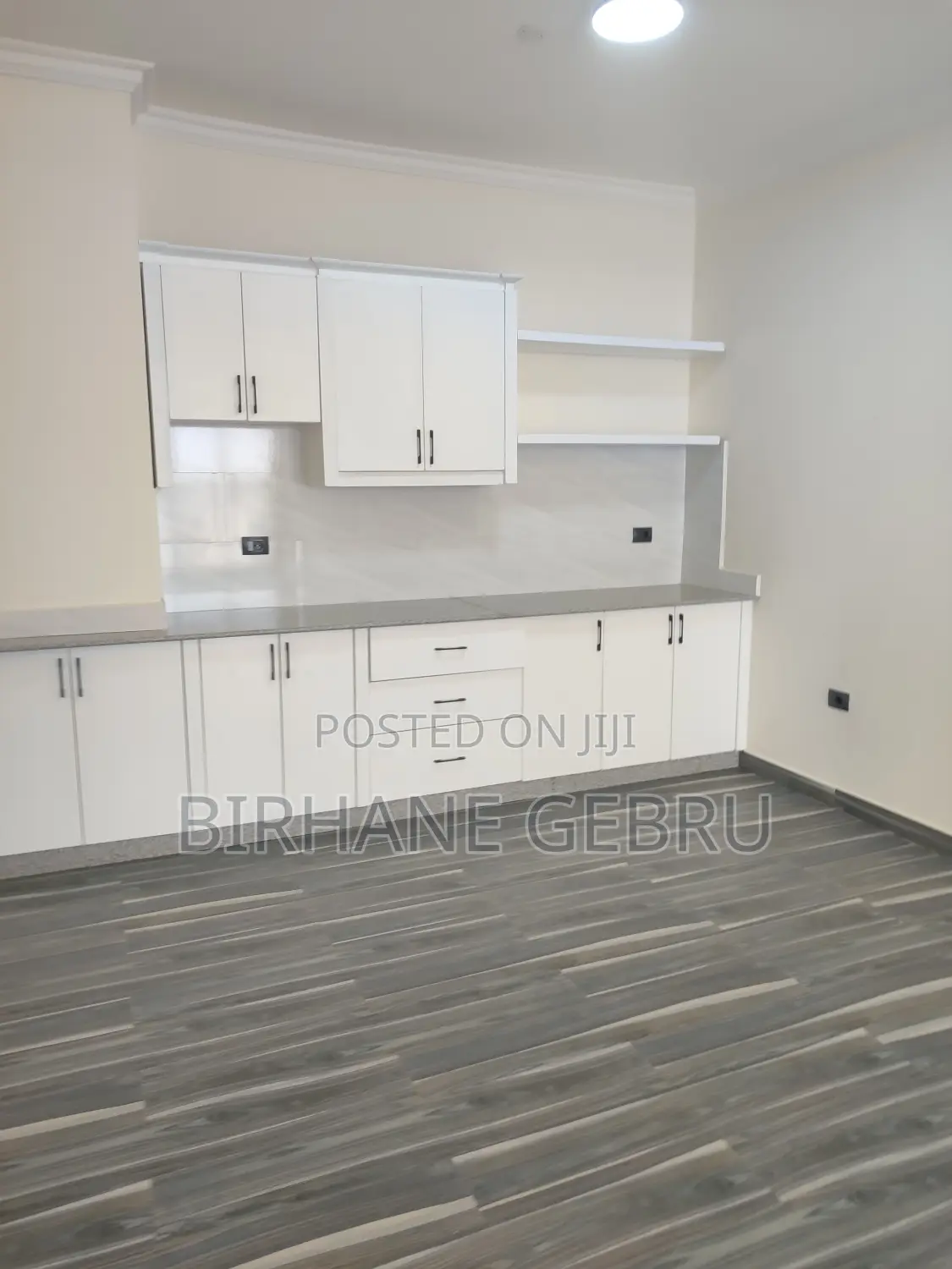 4bdrm House in Luxury Apartiment, Bole for rent