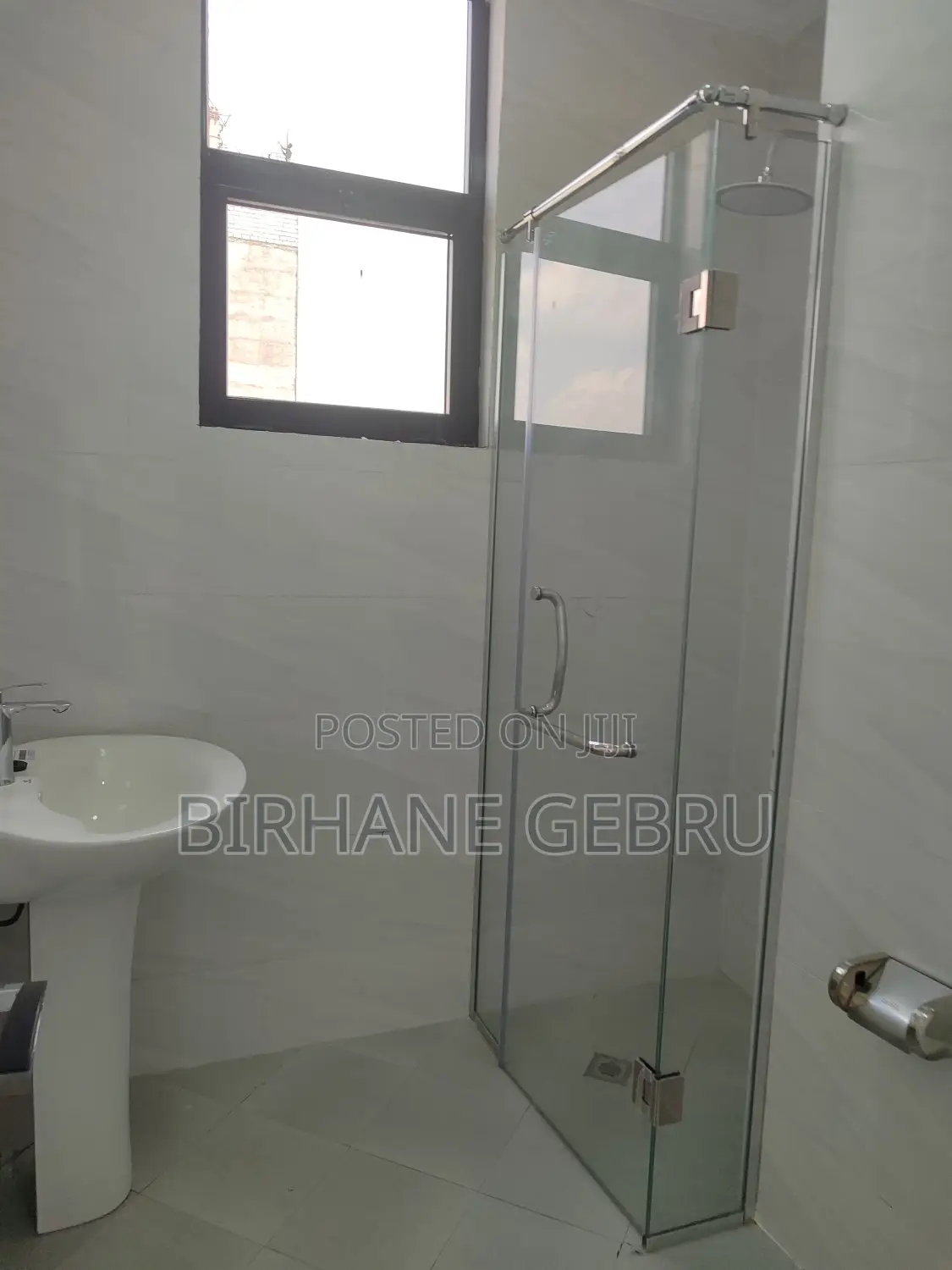 4bdrm House in Luxury Apartiment, Bole for rent