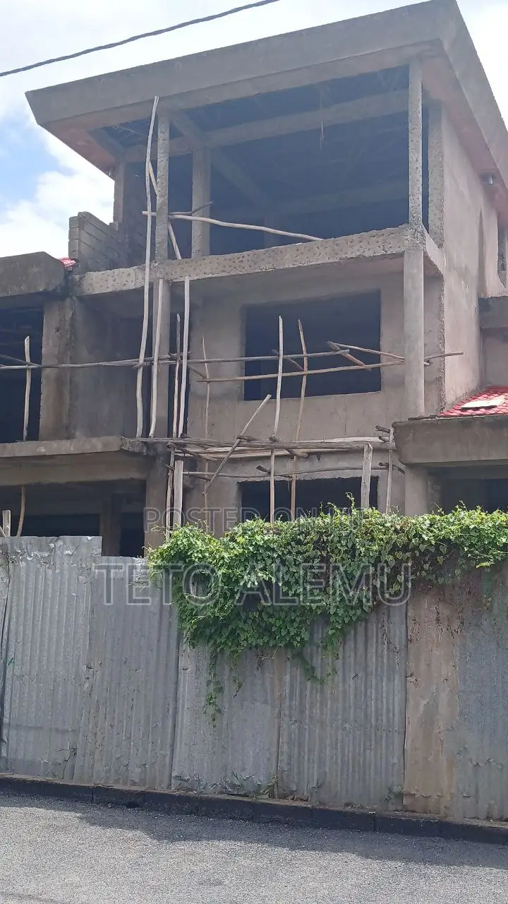 የሚሸጥ ቤት አያት አካባቢ