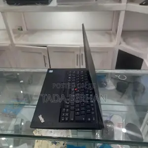 Photo - Laptop Lenovo ThinkPad Yoga 8GB Intel Core I5 SSD 512GB
