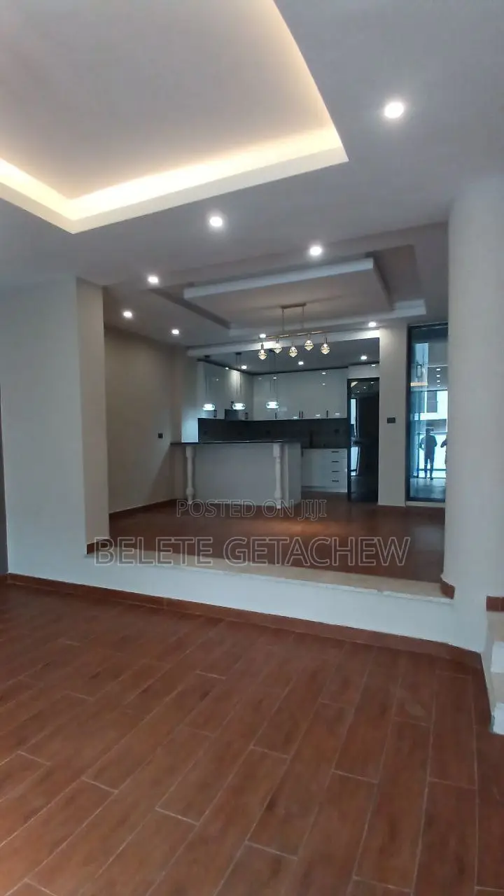 8bdrm Duplex in Bole-24, Luxury for sale