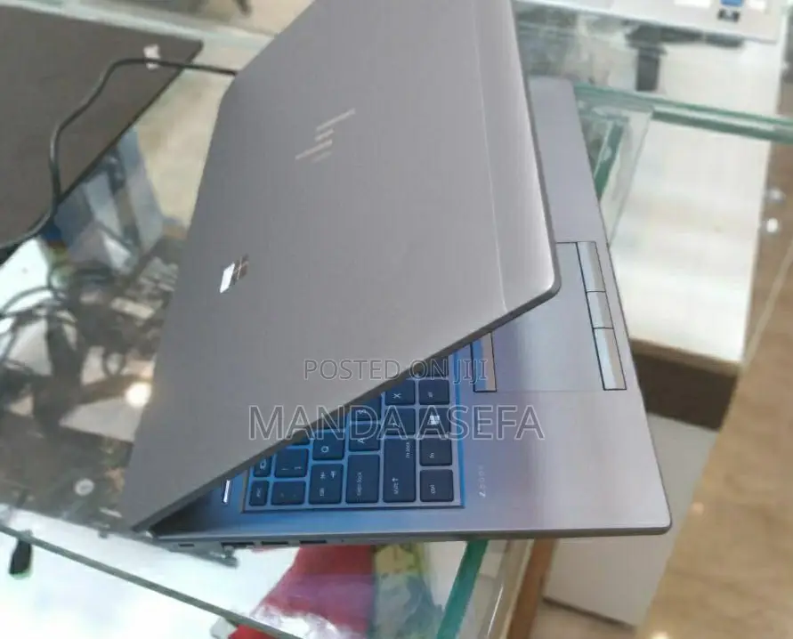 New Laptop HP ZBook 15 16GB Intel Core I7 SSD 512GB