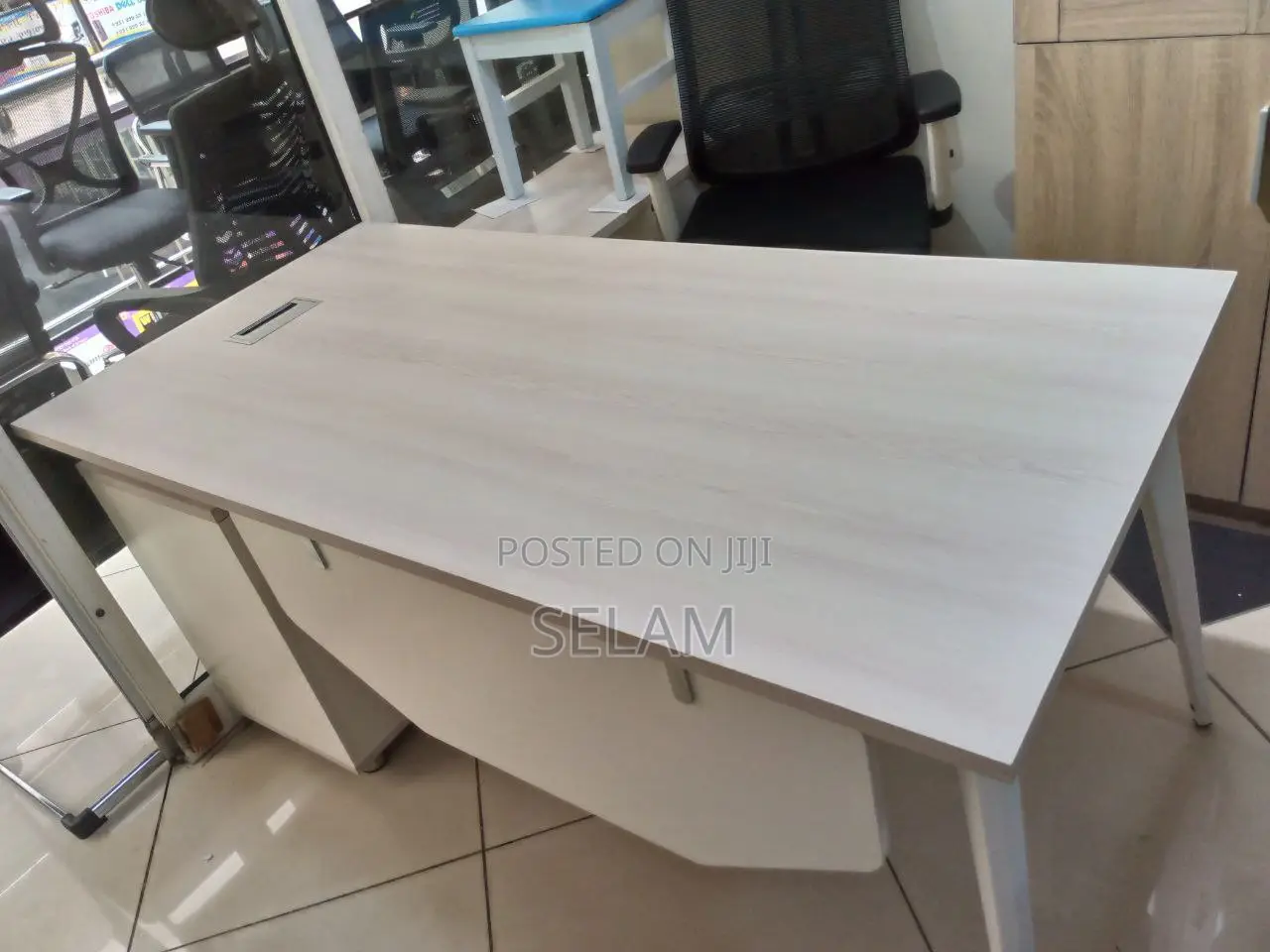 Standard Office Table