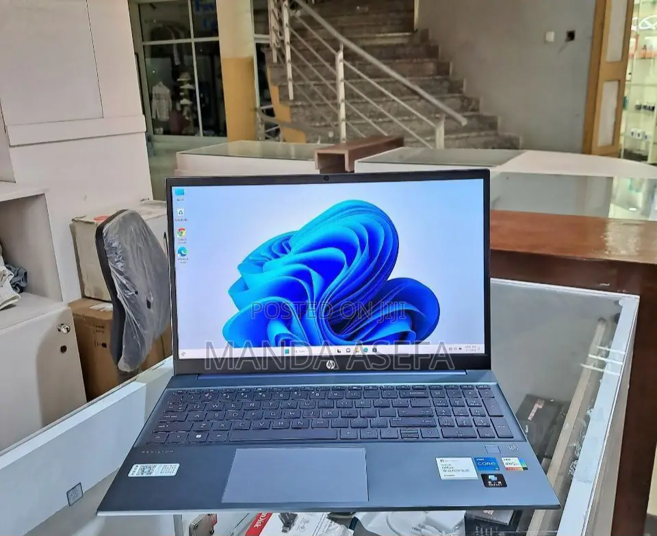 New Laptop HP Pavilion 15 16GB Intel Core I5 SSD 512GB