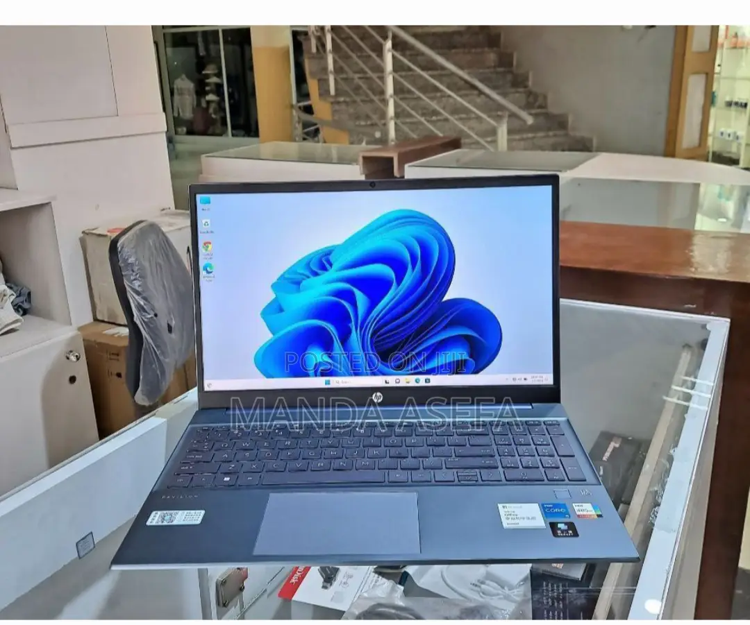 New Laptop HP Pavilion 15 16GB Intel Core I5 SSD 512GB