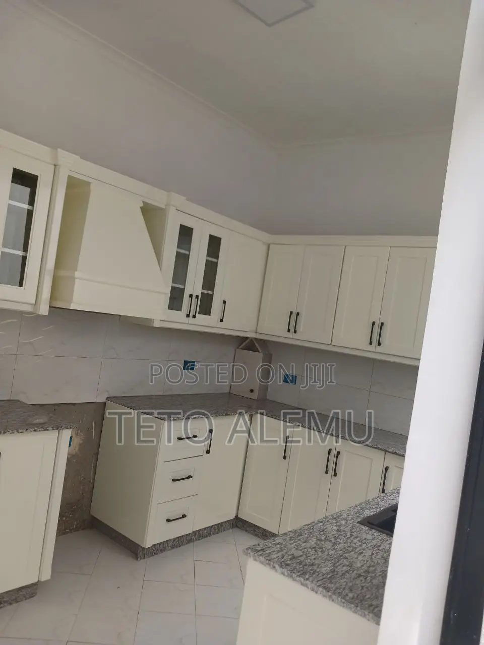 4bdrm Villa in የሚሸጥ ቪላ ቤት ሰሚት ፍየል, Bole for sale