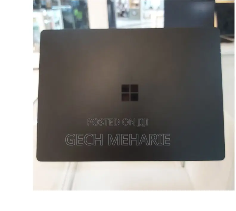 New Laptop Microsoft Surface 32GB Intel Core I7 SSD 512GB