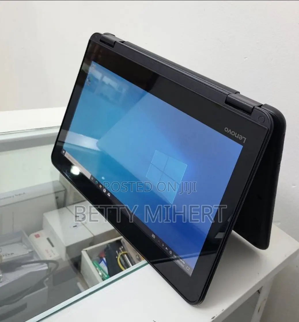 New Laptop Lenovo ThinkPad Yoga 370 4GB Intel Celeron SSD 128GB