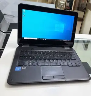 Photo - New Laptop Lenovo ThinkPad Yoga 370 4GB Intel Celeron SSD 128GB