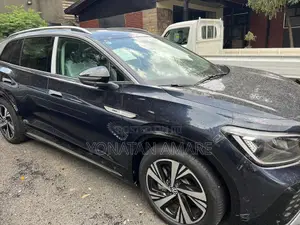 New Volkswagen ID.6 2024 Blue