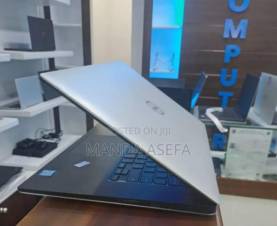 New Laptop Dell XPS 15 16GB Intel Core I7 SSD 512GB