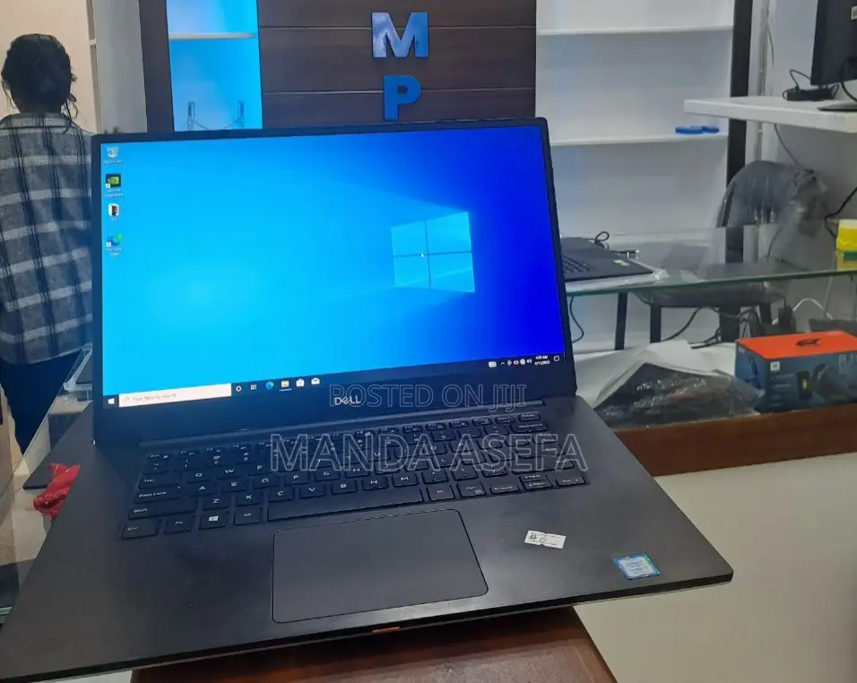 New Laptop Dell XPS 15 16GB Intel Core I7 SSD 512GB