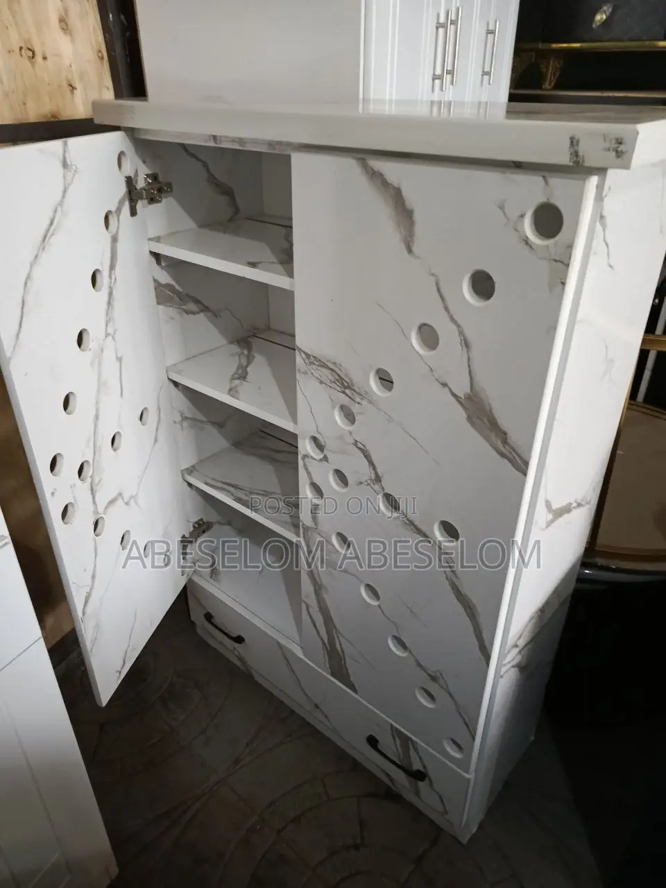 80 Cm በላምኔት የተሰሩ የጫማ መደርደሪያ