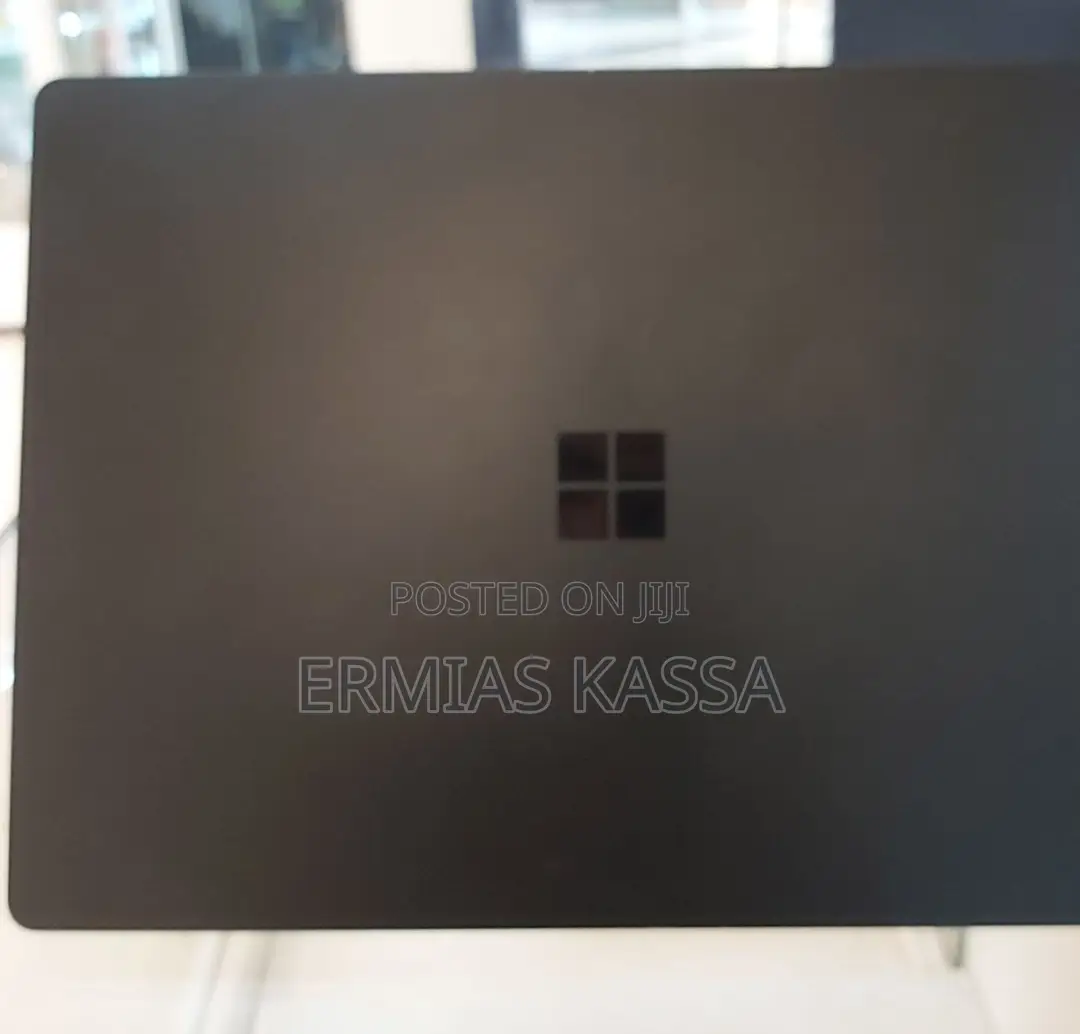 New Laptop Microsoft Surface Laptop 5 16GB Intel Core I7 SSD 512GB