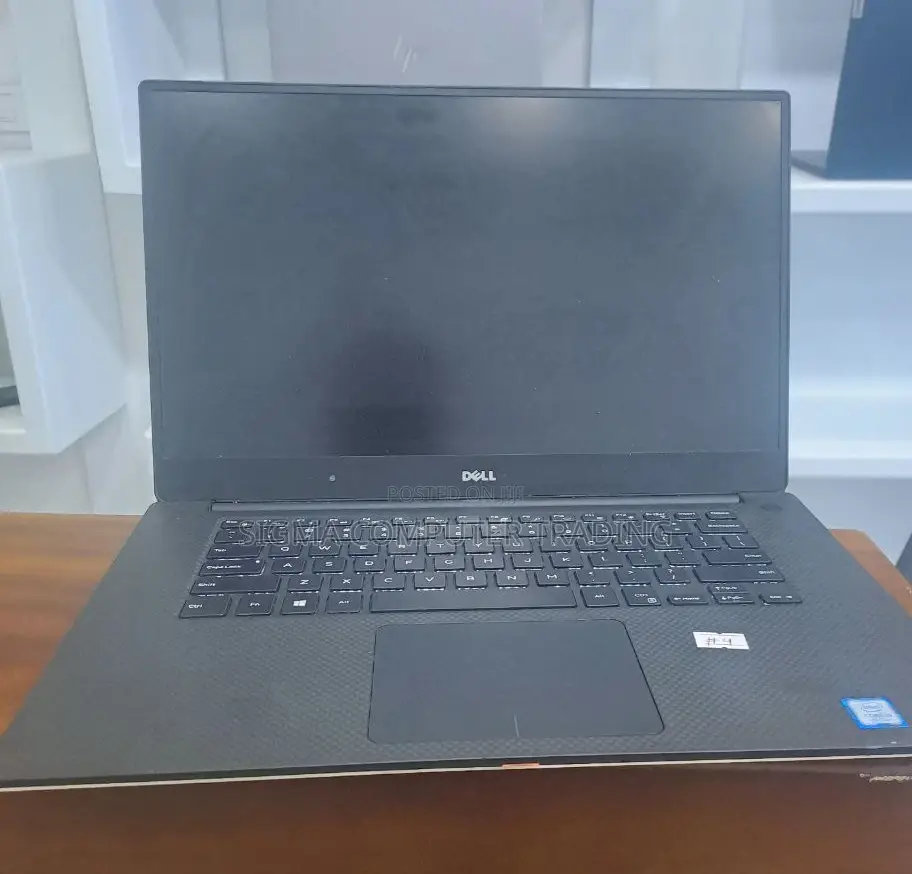 New Laptop Dell Precision 5540 16GB Intel Core I9 SSD 512GB