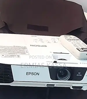 Photo - Brand New Epson EB-X31