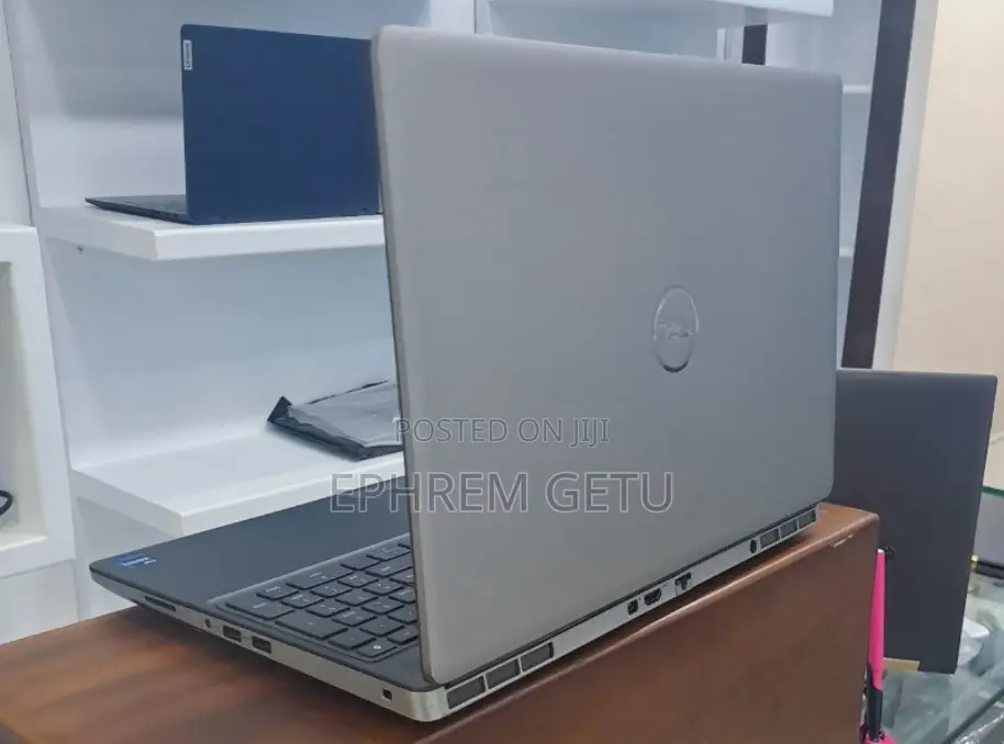 New Laptop Dell Inspiron 15 7560 16GB Intel Core I7 SSD 512GB