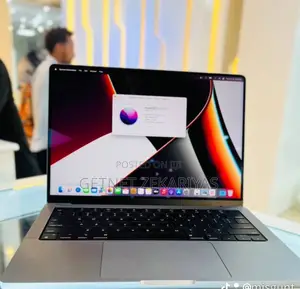 New Laptop Apple MacBook Pro 2021 M1 16GB Apple M1 SSD 512GB