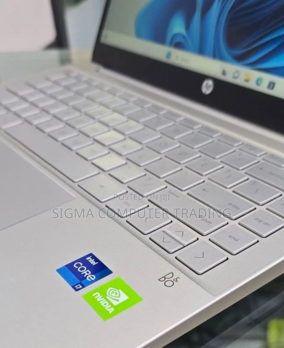 New Laptop HP Pavilion 14 16GB Intel Core I7 SSD 512GB