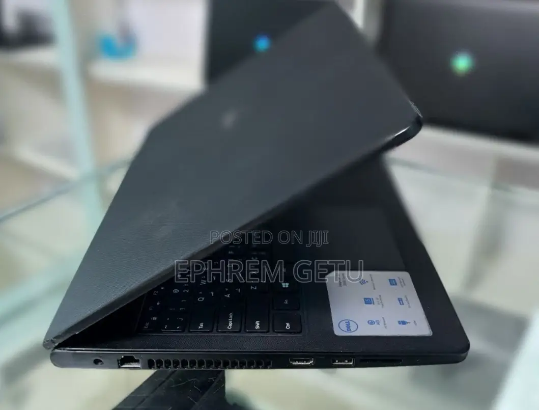 New Laptop Dell Vostro DVCI315 4GB Intel Core I5 HDD 1T