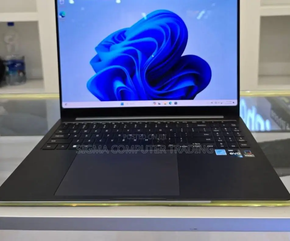 New Samsung Galaxy Book3 360 15 NP750QFG 16GB Intel Core I7 SSD 1T