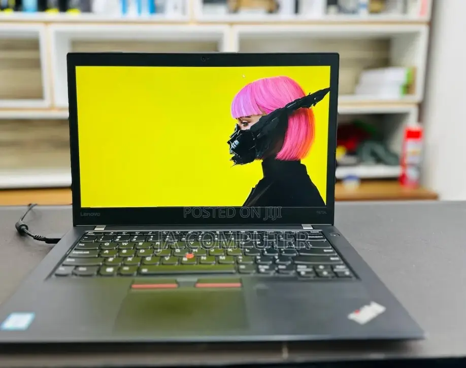 New Laptop Lenovo ThinkPad 2 8GB Intel Core I7 SSD 256GB