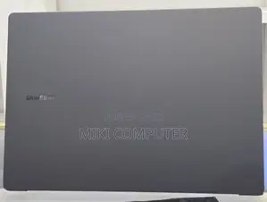 New Laptop Samsung 16GB Intel Core I7 SSD 1T