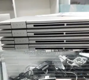 New Laptop HP Envy X360 8GB Intel Core I7 SSD 512GB