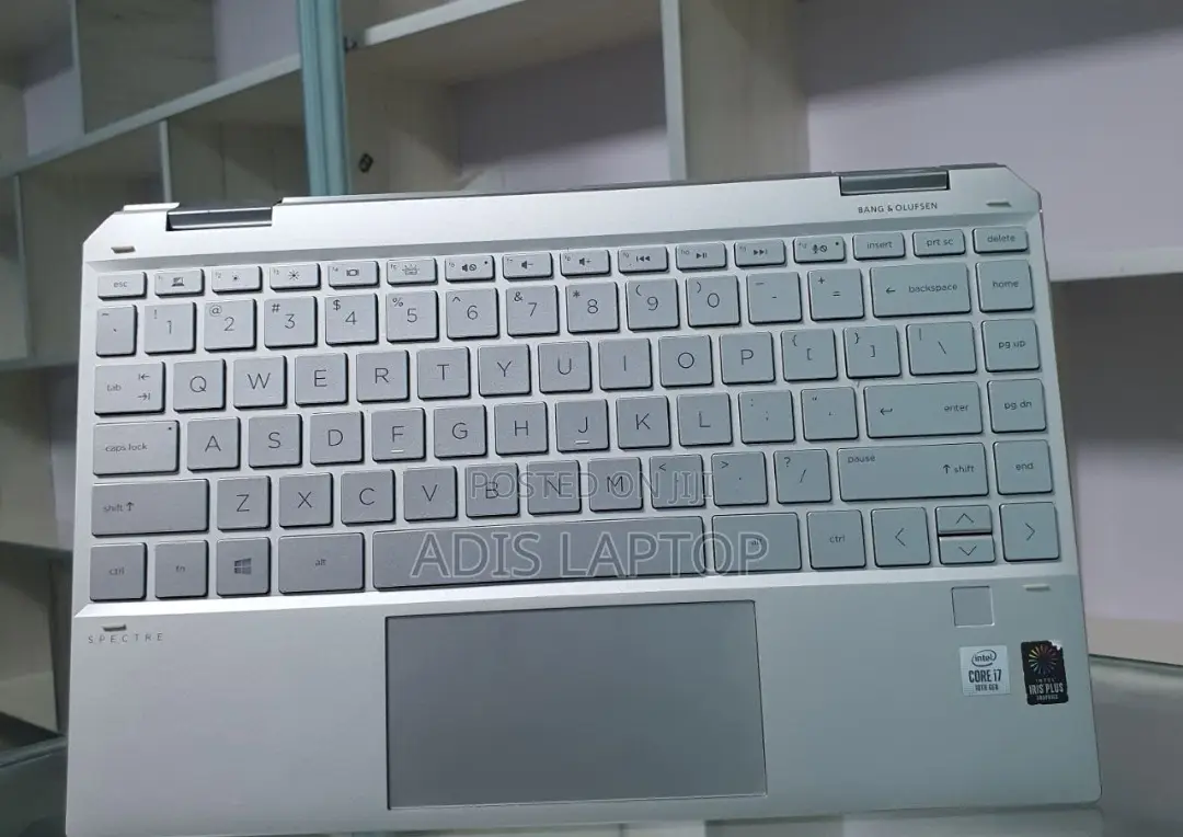 New Laptop HP Spectre X360 16GB Intel Core I7 SSD 512GB