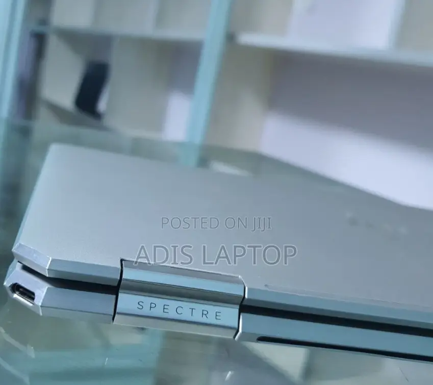 New Laptop HP Spectre X360 16GB Intel Core I7 SSD 512GB