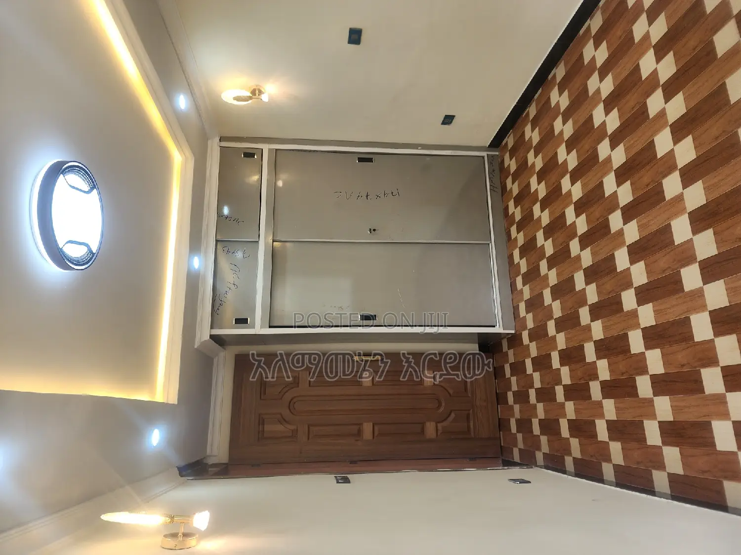 Furnished 2bdrm Condo in የካ አባዶ ኮንዶሚንየም, Bole for sale