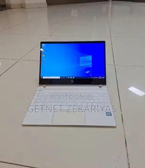 Photo - New Laptop HP Spectre 8GB Intel Core I5 SSD 512GB