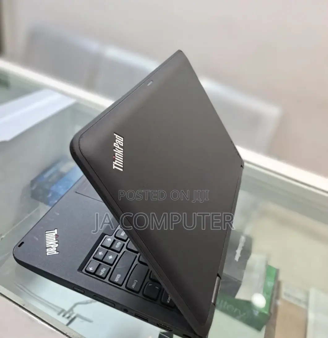 New Laptop Lenovo Yoga 11e 4GB Intel Core 2 Quad SSD 128GB