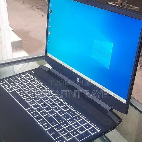 New Laptop HP Pavilion G7 8GB Intel Core I7 SSD 512GB