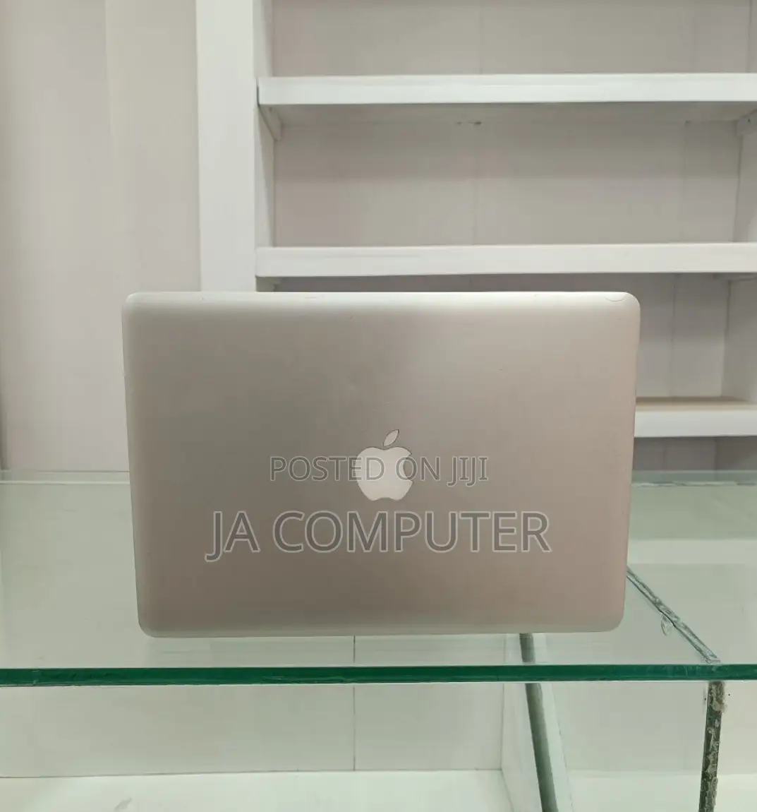 New Laptop Apple MacBook Pro 2010 12GB Intel Core I5 SSD 512GB