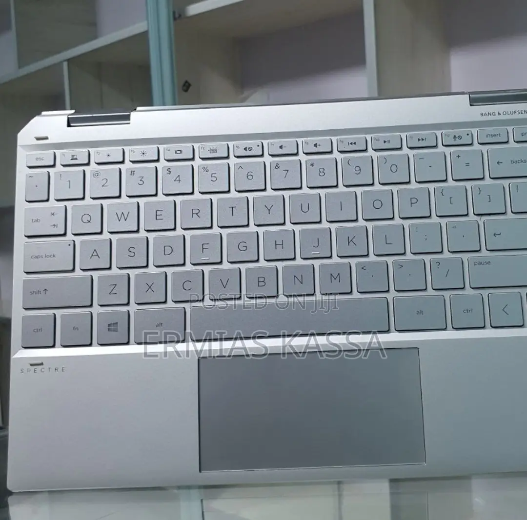 New Laptop HP Spectre X360 15 16GB Intel Core I7 SSD 512GB