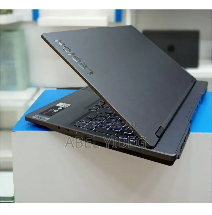 New Laptop Lenovo Legion 5 16GB AMD Ryzen 7 SSD 512GB