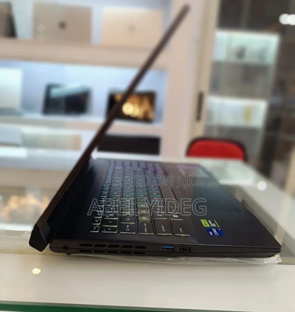 New Laptop MSI 16GB Intel Core I7 SSD 1T