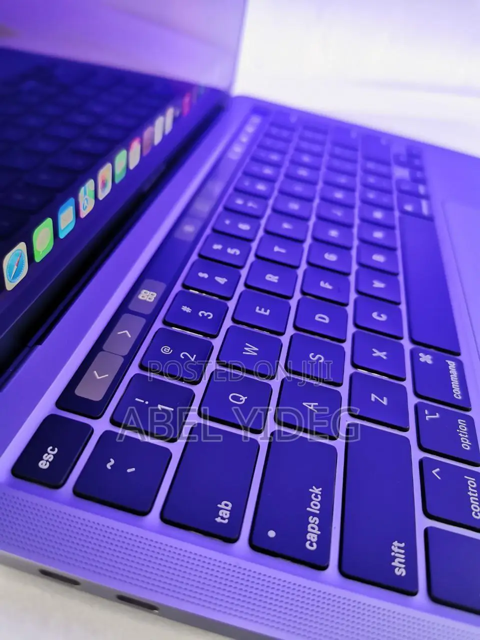 New Laptop Apple MacBook Pro 2019 16GB Intel Core I7 SSD 256GB