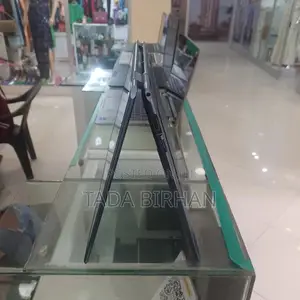 Photo - New Laptop HP Spectra 13 16GB Intel Core i7 SSD 1T