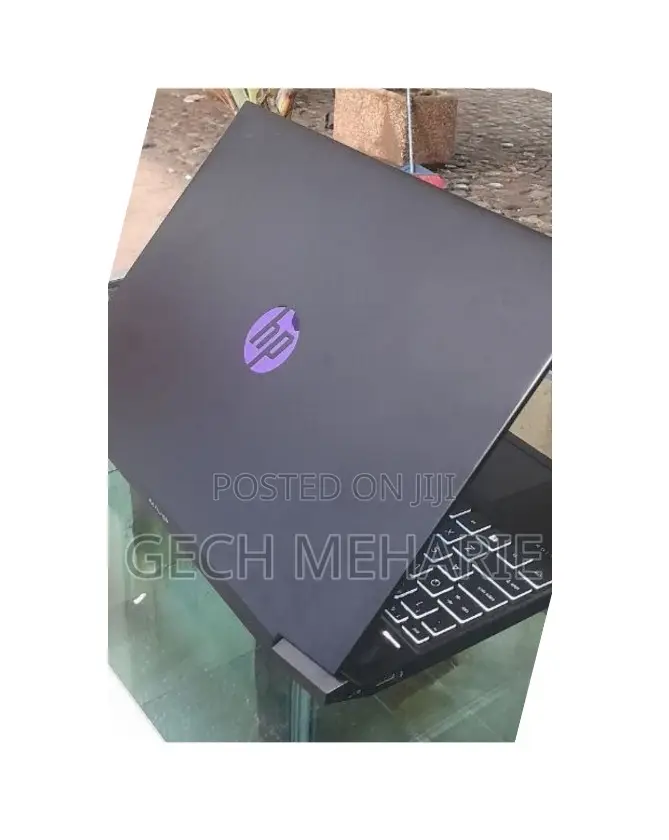 New Laptop HP Pavilion 15 8GB AMD Ryzen 5 SSD 512GB